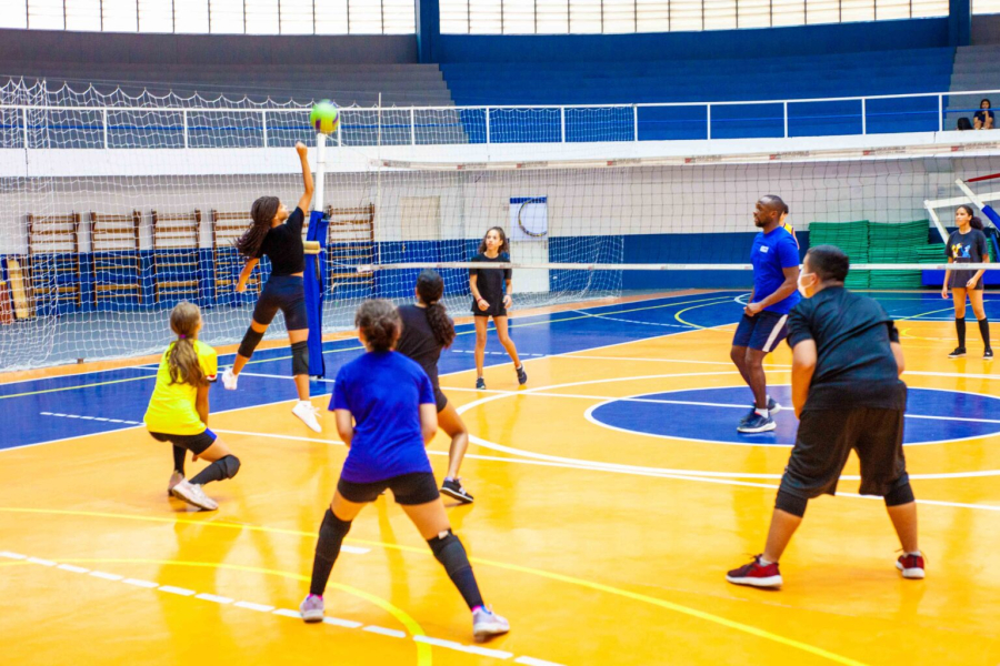 Projeto ‘Férias na Esportiva’ oferece atividades físicas gratuitas para todas as idades em Cotia